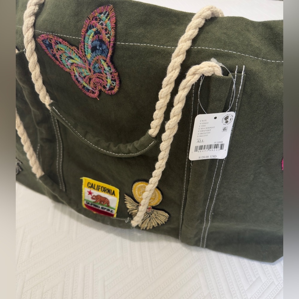 Free People Sea Serpent Weekender Tote Bag Olive Green Canvas NWT $128 - Picture 7 of 14